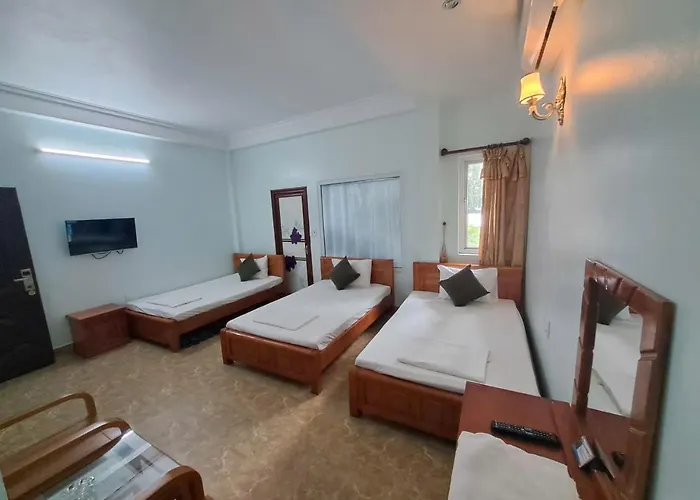 Hoang Yen Hotel 2*