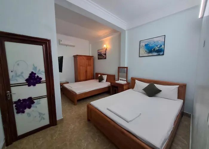 Hoang Yen Hotel 2*